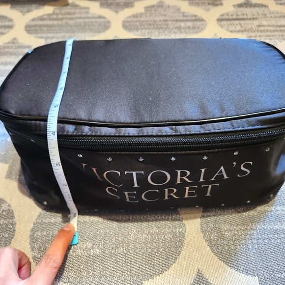Victoria's Secret Handbags - Victoria’s Secret Cosmetic Train Case black